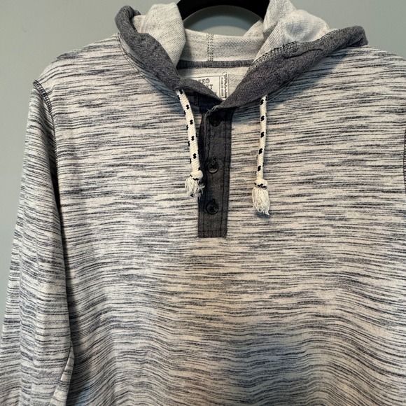 Free Planet Mens Hoodie Shirt Gray Heathered Pullover Long Sleeve Medium - Picture 1 of 7